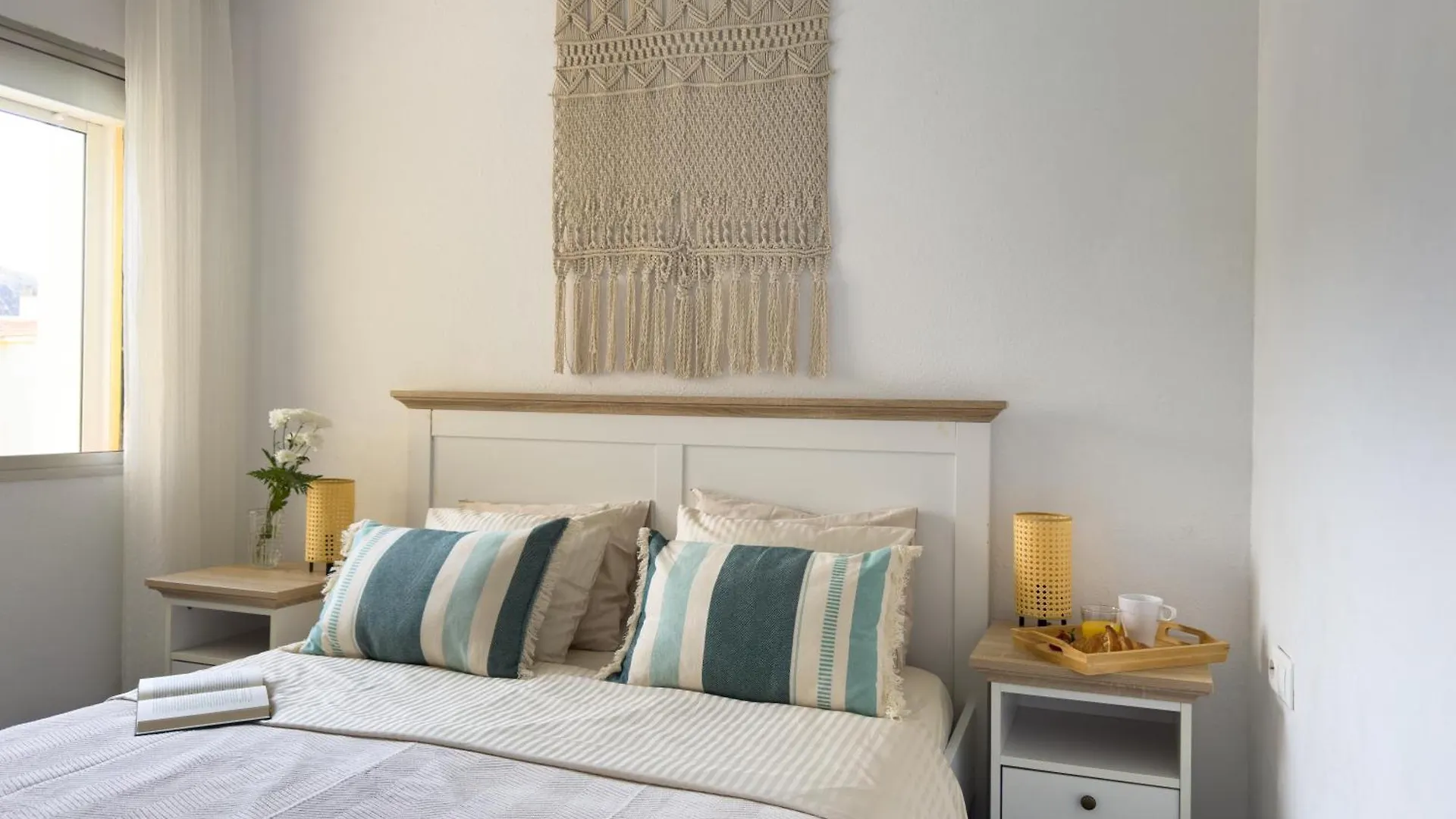 Amazing 3-Bedroom Apartment. Pool And Sea View! Los Cristianos  Apartment